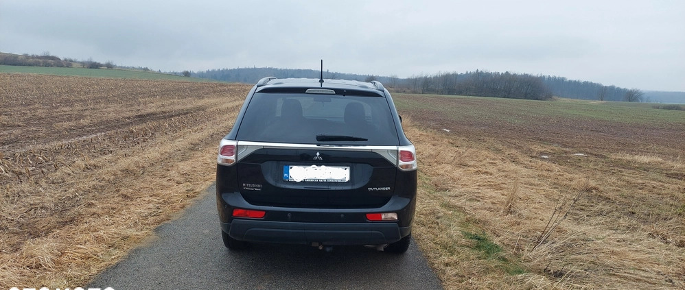 Mitsubishi Outlander cena 42000 przebieg: 220000, rok produkcji 2013 z Osiek małe 211